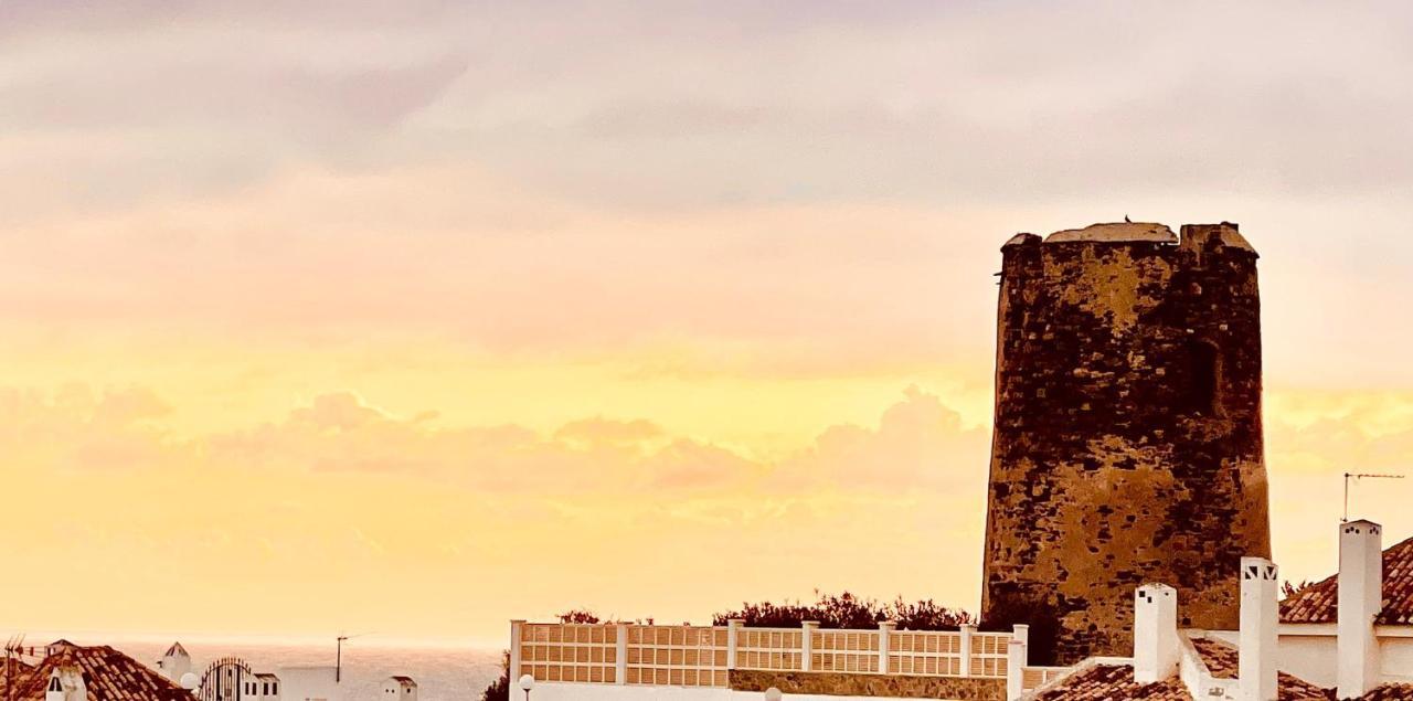 Spectacular Apartment With Amazing Sea Views! ベナルマデナ エクステリア 写真