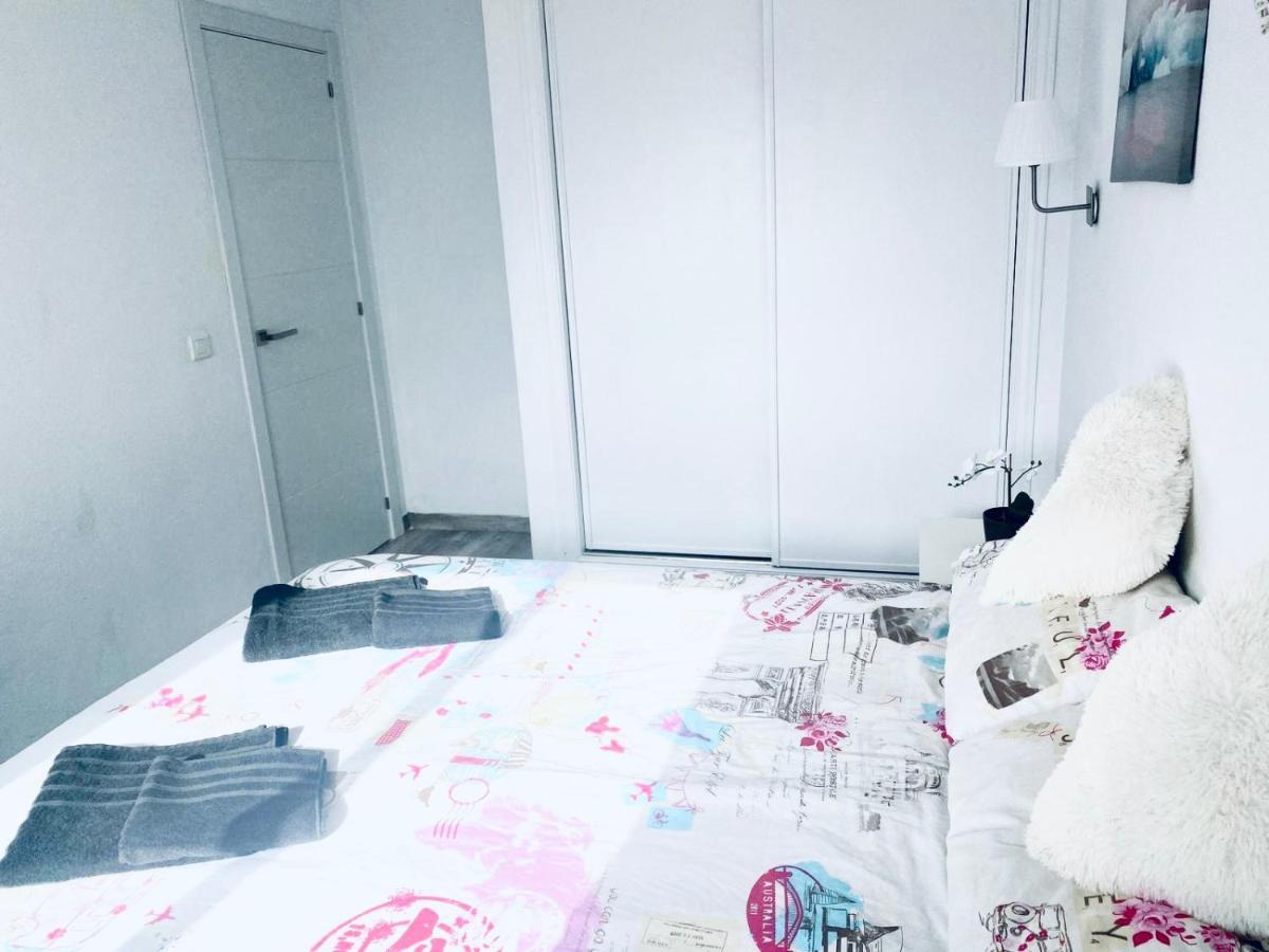 Spectacular Apartment With Amazing Sea Views! ベナルマデナ エクステリア 写真