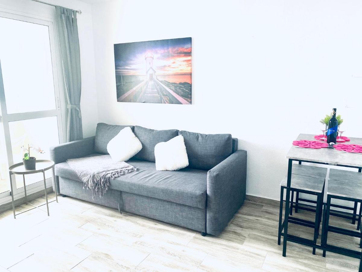 Spectacular Apartment With Amazing Sea Views! ベナルマデナ エクステリア 写真